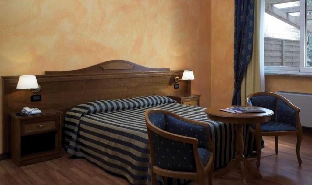 Hotel De La Ville Bereguardo Ngoại thất bức ảnh