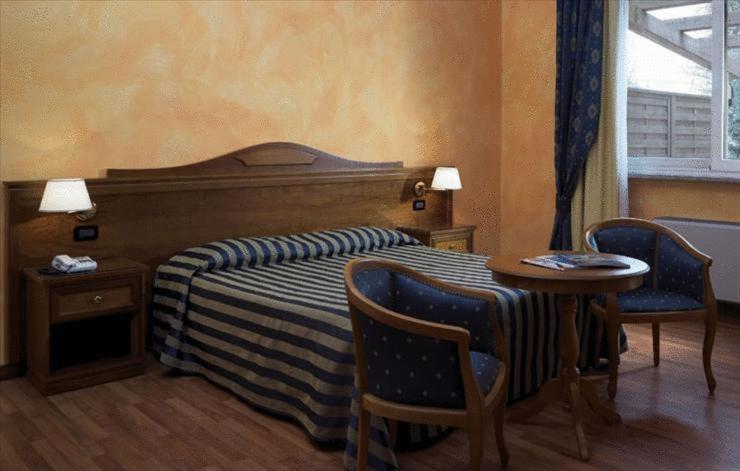 Hotel De La Ville Bereguardo Ngoại thất bức ảnh