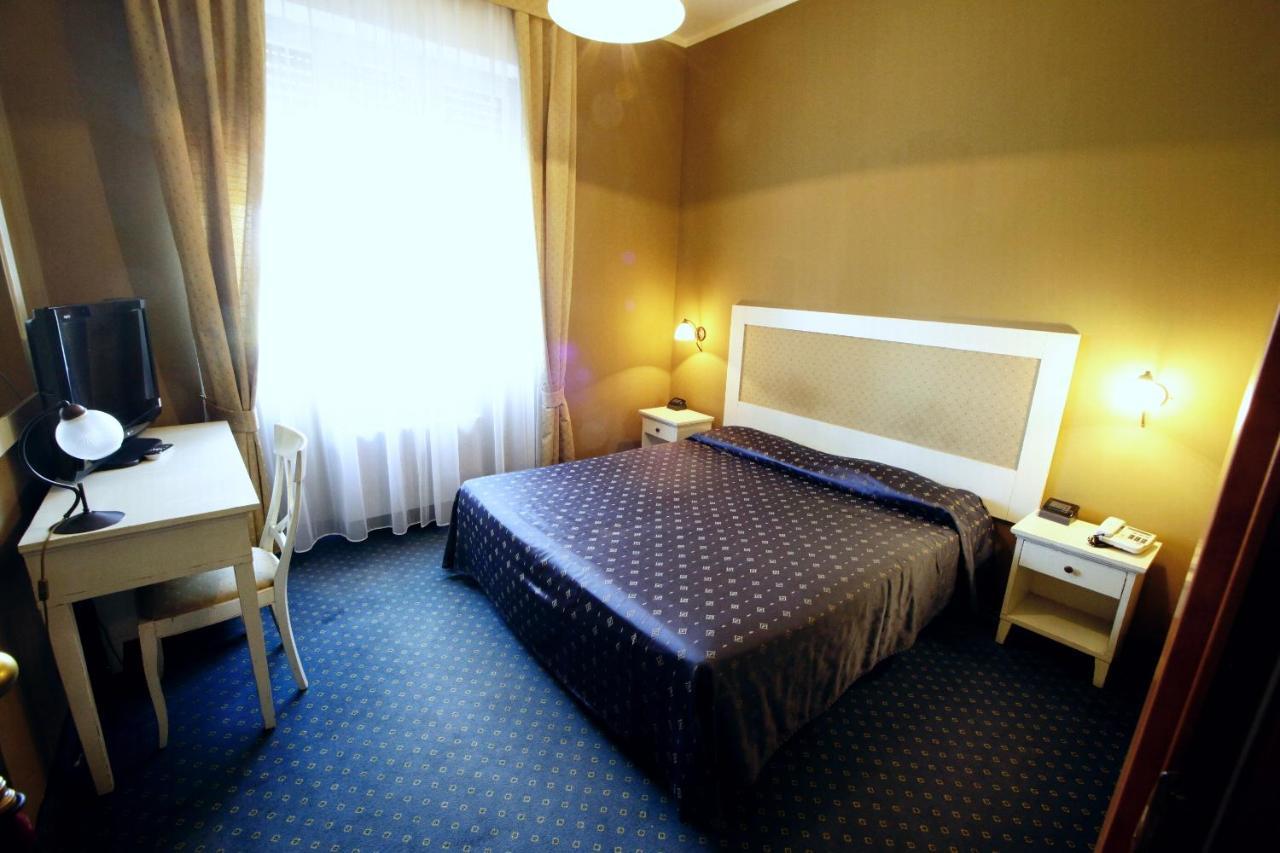 Hotel De La Ville Bereguardo Ngoại thất bức ảnh